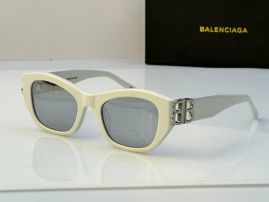 Picture of Balenciga Sunglasses _SKUfw55559975fw